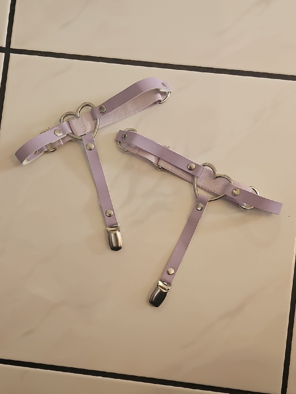 Hot Topic Lavender Heart Strap Garters